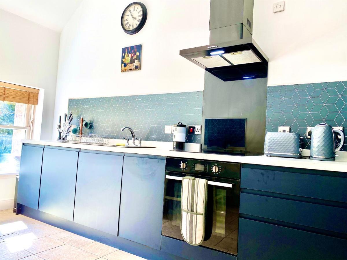 Serviced Accommodation Moray - Lesmurdie House Elgin Esterno foto